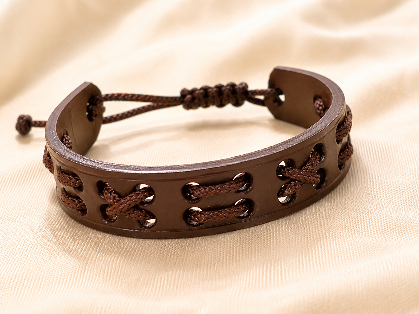 Brown leather bracelet No Shell